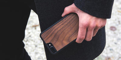 Woodcessories EcoBump noyer/noir pour iPhone 7/8 Plus