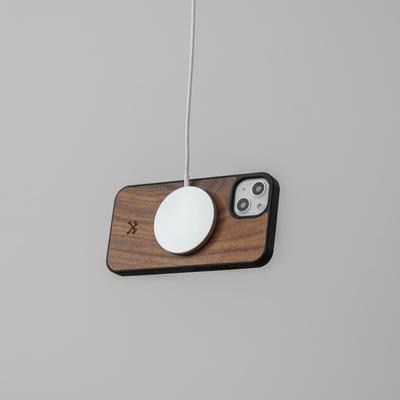 Woodcessories Bumper Case Magsafe Noyer pour iPhone 15 Plus