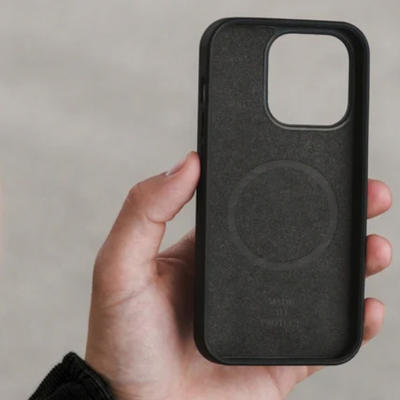 Woodcessories Bumper Case Magsafe Black Series für iPhone 15