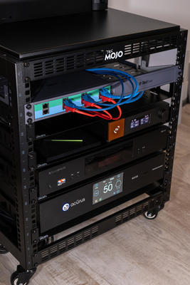 SilentPower by iFi LAN iPurifier Pro 4-In + 4-Out Aktiver Netzwerkoptimierer