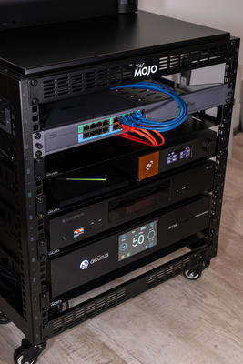 SilentPower by iFi LAN iSilencer 8-In + 8-Out Passiver Netzwerkoptimierer