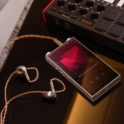 Astell&Kern PD20 Silber Hi-Res-Player für ein massgeschneidertes Klangprofil