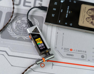 Hiby FC5 Silber Portabler DAC/Kopfhörerverstärker mit Display
