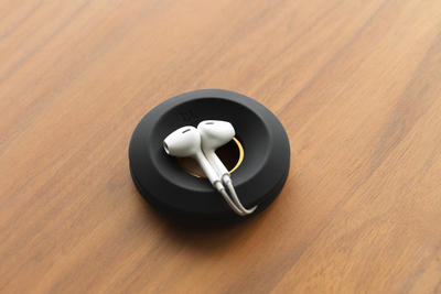 Bluelounge CableYoyo10 Schwarz/Gold
