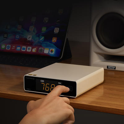 Topping E50 II Silber Desktop DAC