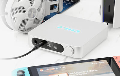 FiiO K11 Silber Desktop DAC und Kopfhörer-Verstärker