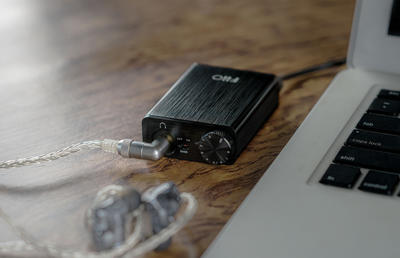 FiiO E10K-TC USB-DAC und Kopfhörer-Verstärker