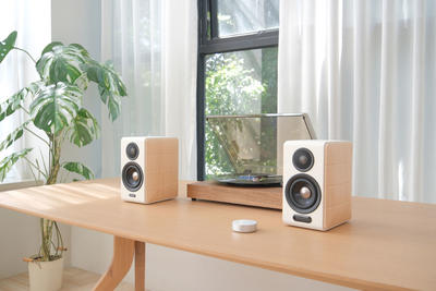 Edifier S880DB MKII Weiss Aktive 2.0 Regallautsprecher